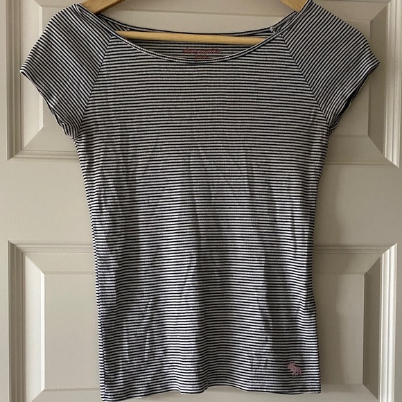 abercrombie kids Tops - abercrombie kids Black & White Striped Short Sleeve Tee